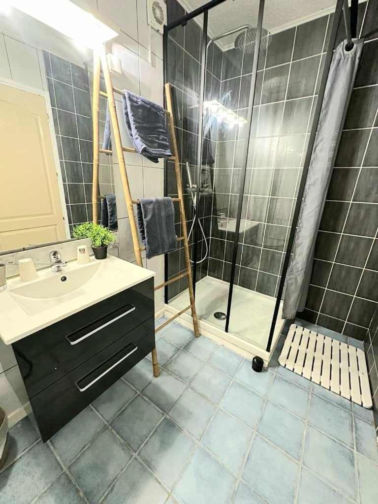 La Villa Du Menhir Chambre D'Hotes Bize-Minervois Eksteriør billede